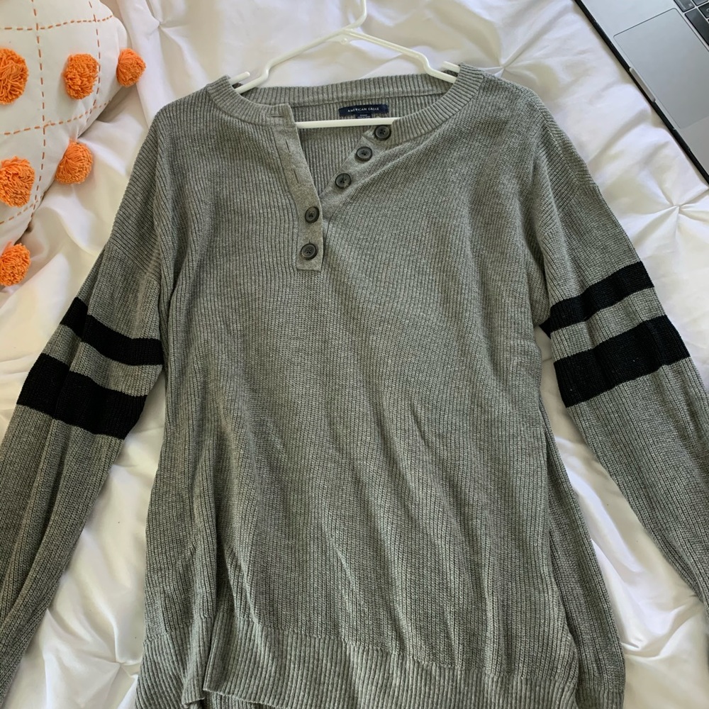 american eagle medium sweater comfy